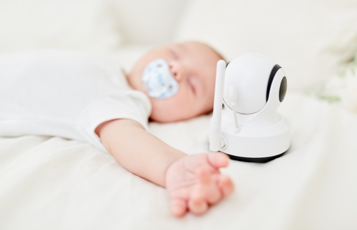 How to Mount Motorola Baby Monitor